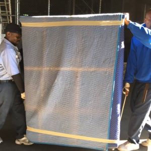 Helpful Moving & Storage Tips Moving Professionals at work
